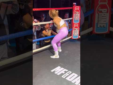 Elle Brooke HITS AJ Bunker in the face with a mic at Misfits workout 🎤💥