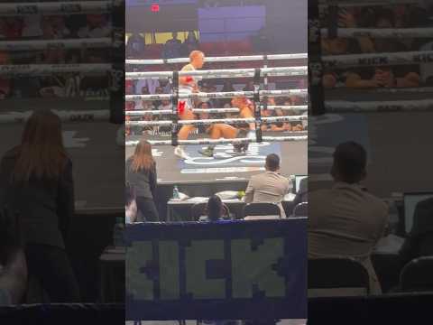 SCARY Elle Brooke KNOCKDOWN VS Paige VanZant!! | Misfits Boxing